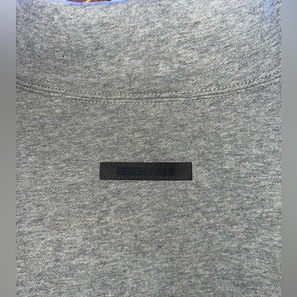 Essentials mock neck sweater - Picture 3 of 6